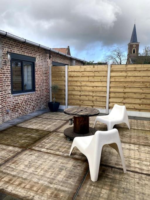 Entre Ville Et Campagne Appartement Cosy Avec Parking Et Terrasse Wood Coutiches Eksteriør billede